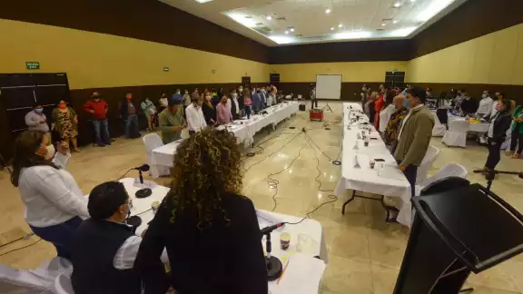 También se designó a Luis Miguel García de Alba y Juan Ignacio Athié Lambarri, como integrantes de la Comisión de Selección También se designó a Luis Miguel García de Alba y Juan Ignacio Athié Lambarri, como integrantes de la Comisión de Selección