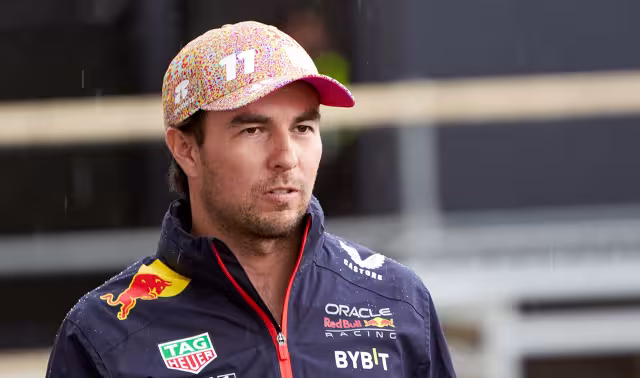 El piloto mexicano no ha tenido un buen desempeño en las clasificaciones.
