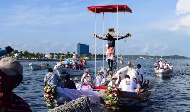 ¿Accidente o señal? Debate en Campeche por daños al Cristo Negro