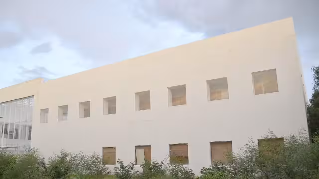 Hospital Materno Infantil de Ciudad del Carmen en obra negra