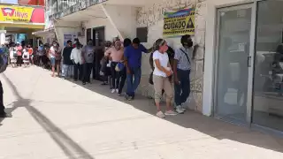 La situación generó mucho movimiento en el sitio de taxis, sobre la avenida principal y también en los comercios locales