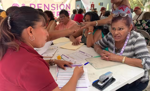 Se amplía pensión a mujeres desde los 60 años en Campeche