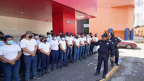 Cadetes de la Policía Municipal de Playa del Carmen contagiados de COVID-19 Cadetes de la Policía Municipal de Playa del Carmen contagiados de COVID-19