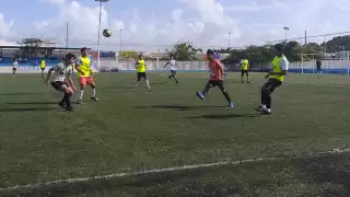 Actualmente no se ha designado un entrenador titular de manera oficial, por lo que la elección de los jugadores se realizará sin la autorización de un director técnico