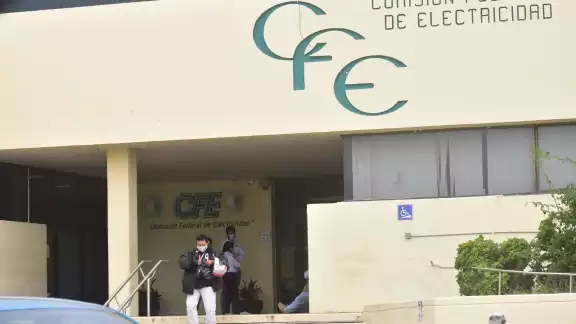Por fin la electricidad llegaría a todas partes en México, asegura legislador morenista