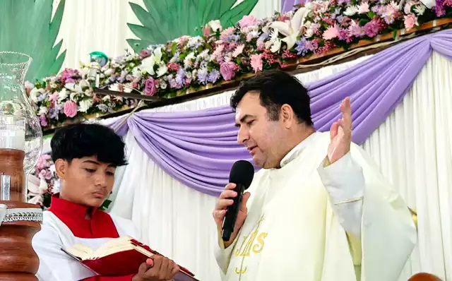 El presbítero José Verdejo criticó las supersticiones y llamó a celebrar con gratitud y propósitos de vida