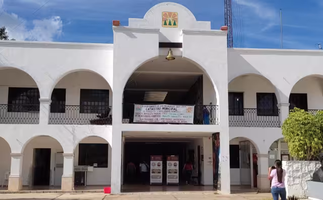 El edil morelense dijo que la encargada de la política interna del Ayuntamiento se encuentra en la ciudad de Chetumal