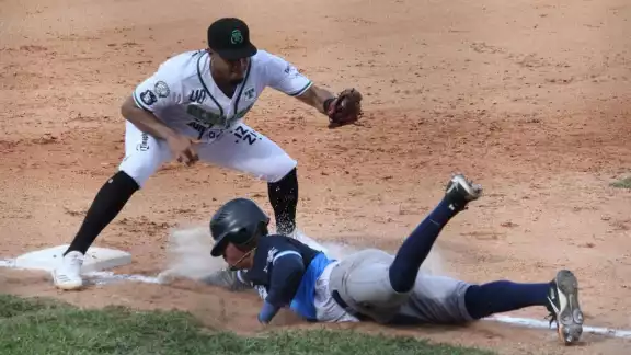 Tigres de Quintana Roo pierde Olmecas de Tabasco en el primer juego de los Playoffs Tigres de Quintana Roo pierde Olmecas de Tabasco en el primer juego de los Playoffs