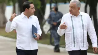 Mauricio Vila y AMLO convivieron en una reunión en Mérida
