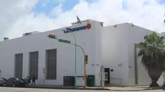 Entérate de si los bancos cerrarán este día primero