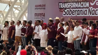 Pasteles, mariachi y camiones marcan: Llenan de acarreados evento de Pablo en Campeche
