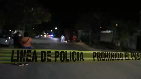 Vecinos dieron aviso a las autoridades tras el accidente para darle atención a la víctima Vecinos dieron aviso a las autoridades tras el accidente para darle atención a la víctima