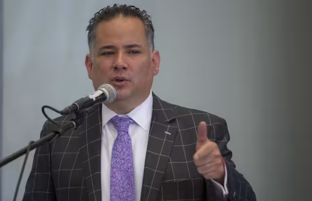 Santiago Nieto Castillo señaló que “ya inició la investigación” derivada de las revelaciones sobre las fortunas secretas de políticos