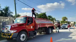 Hombre prende fuego a casa de su expareja en la colonia Fertimex, en Escárcega