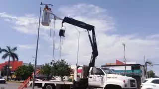 El área de obras públicas del Ayuntamiento de Ciudad del Carmen  no cuenta con equipo de protección especial