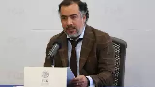 Presentó su dimisión después de tres años de haber sido designado como el fiscal de la Unidad Especial de Investigación y Litigación de caso de los 43 normalistas