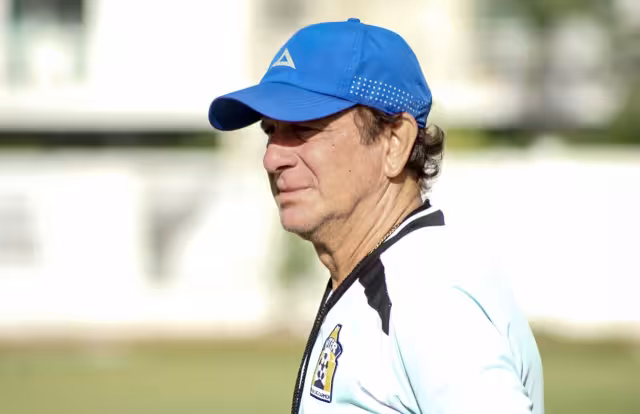 Carlos Bracamontes Zenizo indicó que el Inter Playa deberá estar con jugadores completos antes del Apertura 2022 de la Liga Premier