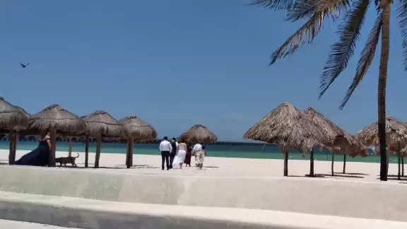 Los arenales del Malecón de Progreso se encuentra cerrado a fin de evitar la propagación del COVID-19