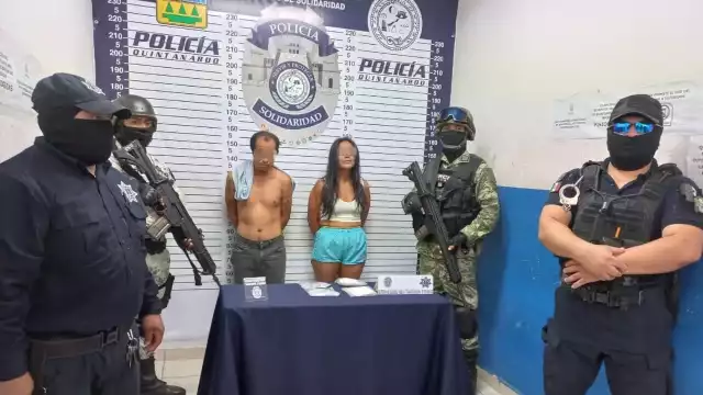 Elementos de la SSP detienen a pareja con narcóticos en Quintana Roo