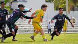 Dividen honores en Cancún los Ejidatarios Bonfil con la Deportiva Venados en la Liga TDP MX