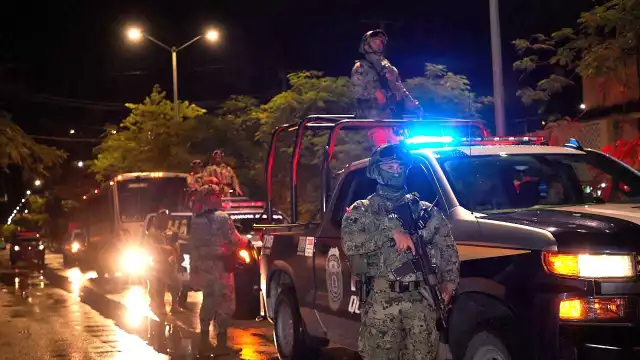 Arribaron vía aérea 100  elementos de las Fuerzas Especiales de Infantería de Marina