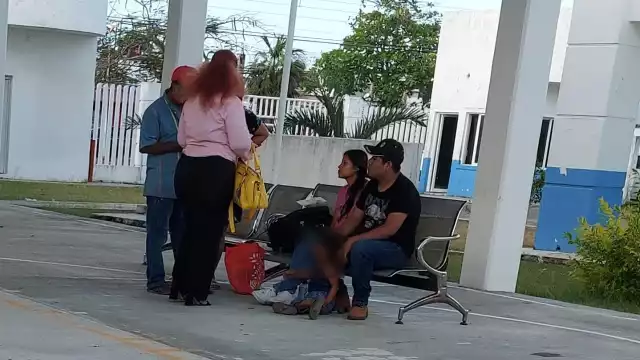La mamá, padrastro y el hermano del menor desaparecido llegaron a la FGE Quintana Roo en Chetumal para comprobar su parentesco