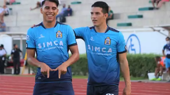 En la administración deportiva destaca el haber sido vicepresidente de los Tigres de Quintana Roo a lo largo diez años En la administración deportiva destaca el haber sido vicepresidente de los Tigres de Quintana Roo a lo largo diez años