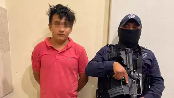 Neiser “N fue detenido por las autoridades al conducir una moto robada