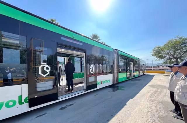 Señalaron que por su recorrido la obra promueve la modificación espacial de algunas vialidades