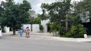 Reprueban construcción de hotel en el Santuario de María Desatadora de Nudos en Cancún
