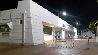 Solicitaron una ambulancia para realizar el traslado,donde el detenido permaneció internado bajo observación médica