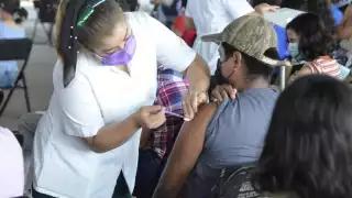 La jornada para aplicar la dosis a adolescentes no tuvo gran participación