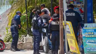 El agresor le provocó un corte en el cráneo a su rival, quien sangró profusamente