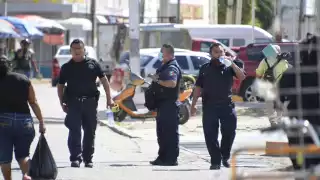 Un total de 189,495 personas fueron destinadas a funciones de seguridad pública, de los cuales 439 elementos pertenecen a la 
seguridad pública municipal en Campeche.