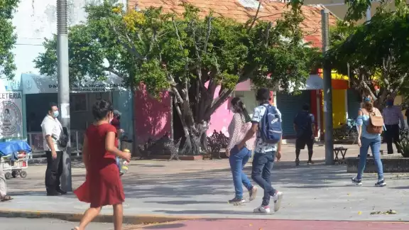 Se esperan cielos nublados durante la mañana y despejados por la tarde Se esperan cielos nublados durante la mañana y despejados por la tarde