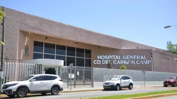 Si un derechohabiente recibe un diagnóstico crítico, como un tumor, lo llevan a VIllahermosa o Mérida, lo que habla de la deficiente atención en Carmen Si un derechohabiente recibe un diagnóstico crítico, como un tumor, lo llevan a VIllahermosa o Mérida, lo que habla de la deficiente atención en Carmen
