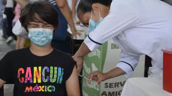 Existe respuesta favorable de los padres de familia para que sus hijos menores reciban la vacuna