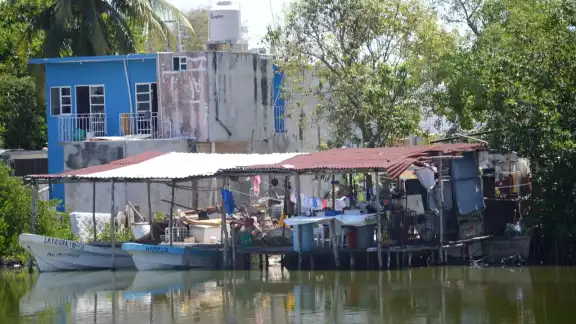 Señalaron que los pobladores arrojan basura a los ríos Señalaron que los pobladores arrojan basura a los ríos
