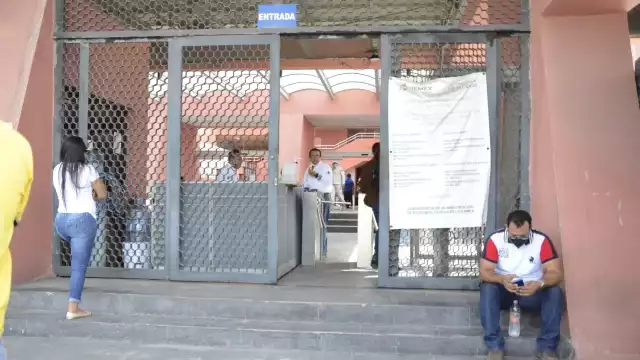 Son empleados de base quienes renunciaron a su afiliación al STPRM, y se unieron a un nuevo sindicato de trabajadores