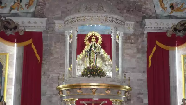 El altar de la Virgen del Carmen será renovado después de casi 30 años. Fotos: Gerardo Can Dzib