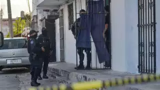 Los responsables de la agresión iban a bordo de una camioneta negra; no se logró su detención