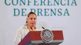 La titular de la Semarnat dijo que continuará pendiente de los asuntos ambientales desde su casa