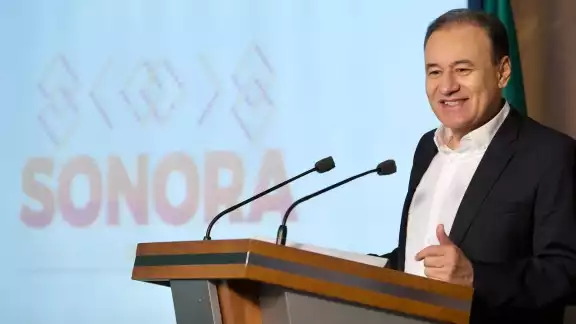 El gobernador de Sonora, Alfonso Durazo, advirtió que su gobierno dará con los responsables de la balacera en Guaymas y que se reforzará la seguridad El gobernador de Sonora, Alfonso Durazo, advirtió que su gobierno dará con los responsables de la balacera en Guaymas y que se reforzará la seguridad