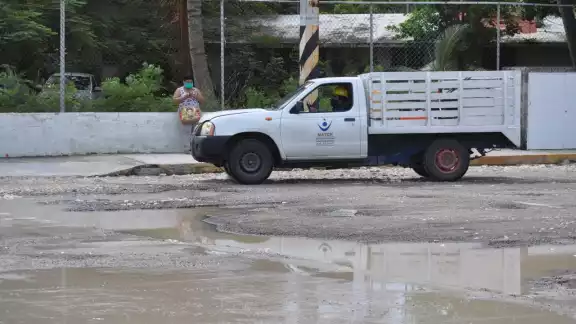 Con el cierre de los demás accesos por el COVID-19, el uso se volvió constante entre camiones de carga pesada. Foto: Agustín Ferrer