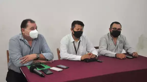 Miguel Puigcerver, representante de los telefonistas sindicalizados, comentó que este próximo sábado serán 700 trabajadores los que se reunirán frente al Palacio de Gobierno