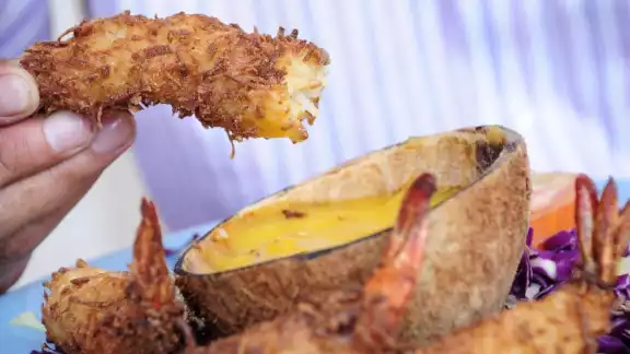 Los camarones al coco es una de las especialidades de la gastronomía campechana