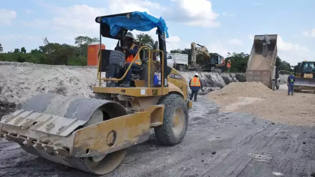 Se ofrecieron puestos a pobladores de las comunidades por donde pasan las vías, para resarcir los daños económicos ocasionados por la pandemia