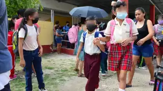 Más de 200 mil estudiantes tendrán cinco días de asueto por Día de Muertos