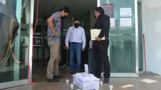 Colocaron una tumba en forma de protesta por la muerte del bebé