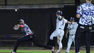 Conspiradores de Querétaro rescatan el último juego de la serie ante los Tigres de Quintana Roo
